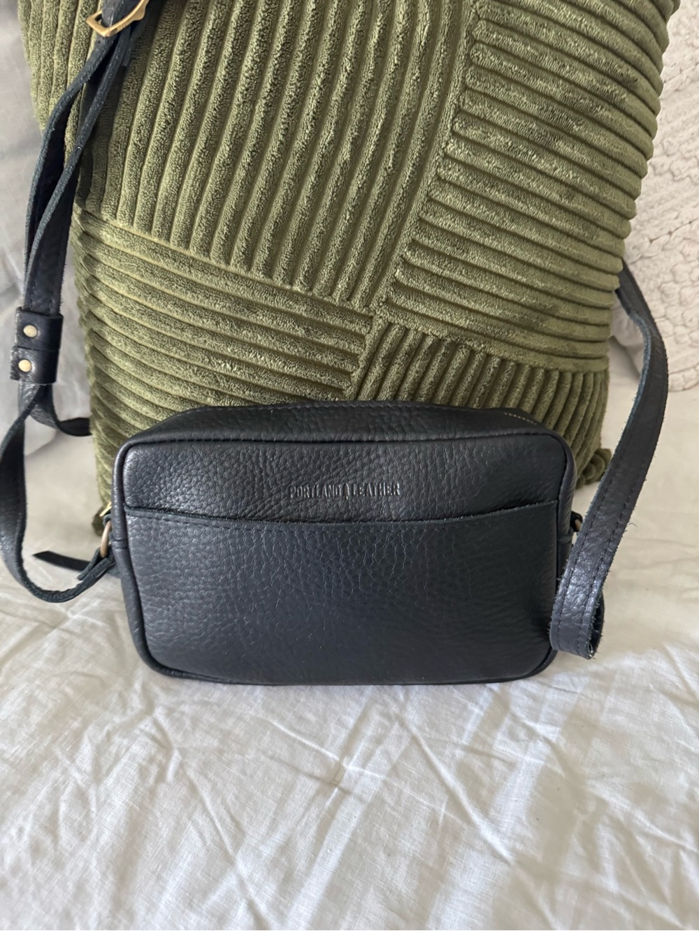 Portland Leather Black Crossbody Camera Bag